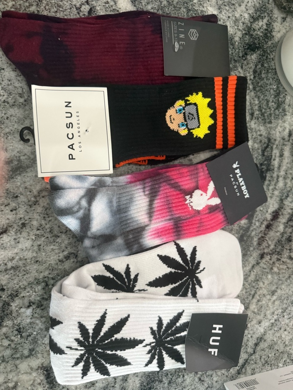 PacSun Men's sock bundle. One size Nrw  bundle of 4 $45 value. Yours for $18 !!